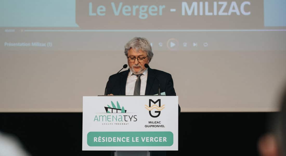 Amenatys, en collaboration avec la commune de Milizac-Guipronvel, célèbre l'inauguration du programme de renouvellement urbain, baptisé « Le Verger ». Le Verger va au-delà d'un simple projet immobilier. Il incarne l'essence du développement durable dans le renouvellement urbain. Composé de 4 bâtiments reliés par un aménagement extérieur arboré, le projet intègre une dynamique pratique du bien vivre ensemble, avec des locaux tertiaires, des espaces de santé et des logements, comprenant 14 appartements en accession à la propriété et 4 logements sociaux en partenariat avec Finistère Habitat.