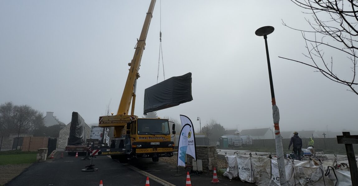 Finistère Habitat, le Conseil départemental du Finistère et la commune de Plouhinec lancent le chantier de 4 nouveaux logements, dans le lotissement René Quillivic.