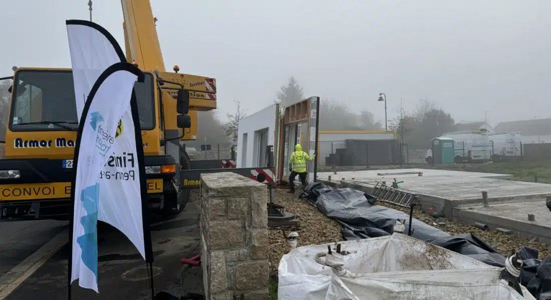 Finistère Habitat, le Conseil départemental du Finistère et la commune de Plouhinec lancent le chantier de 4 nouveaux logements, dans le lotissement René Quillivic.