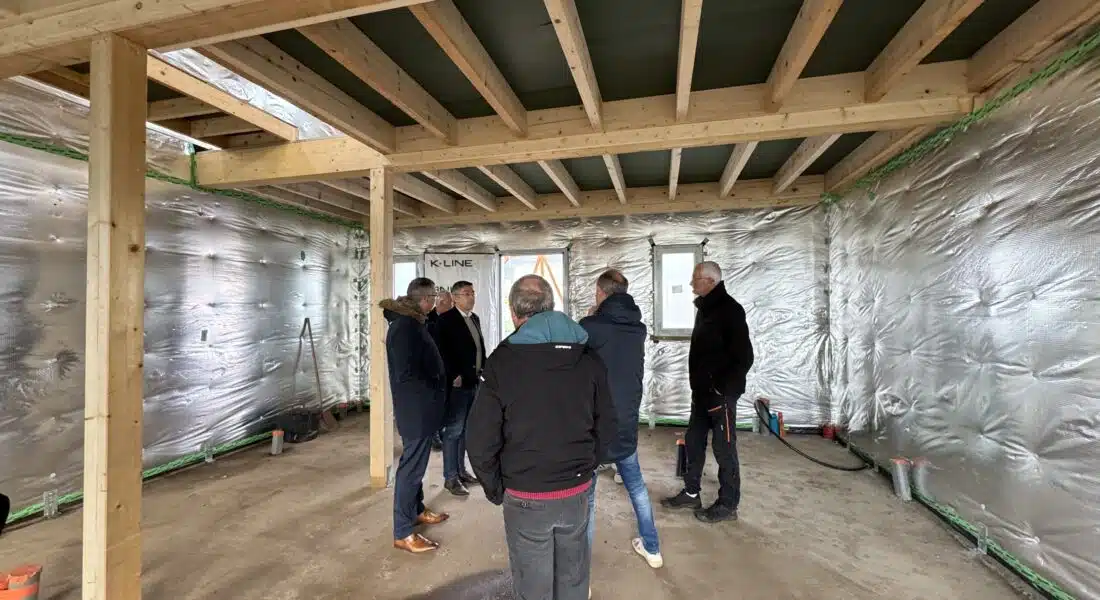 Finistère Habitat, le Conseil départemental du Finistère et la commune de Plouhinec lancent le chantier de 4 nouveaux logements, dans le lotissement René Quillivic.